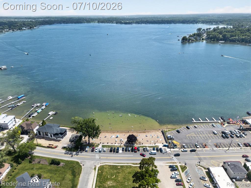 420 Boardwalk Drive, Walled Lake, MI 48390 — Photo 30
