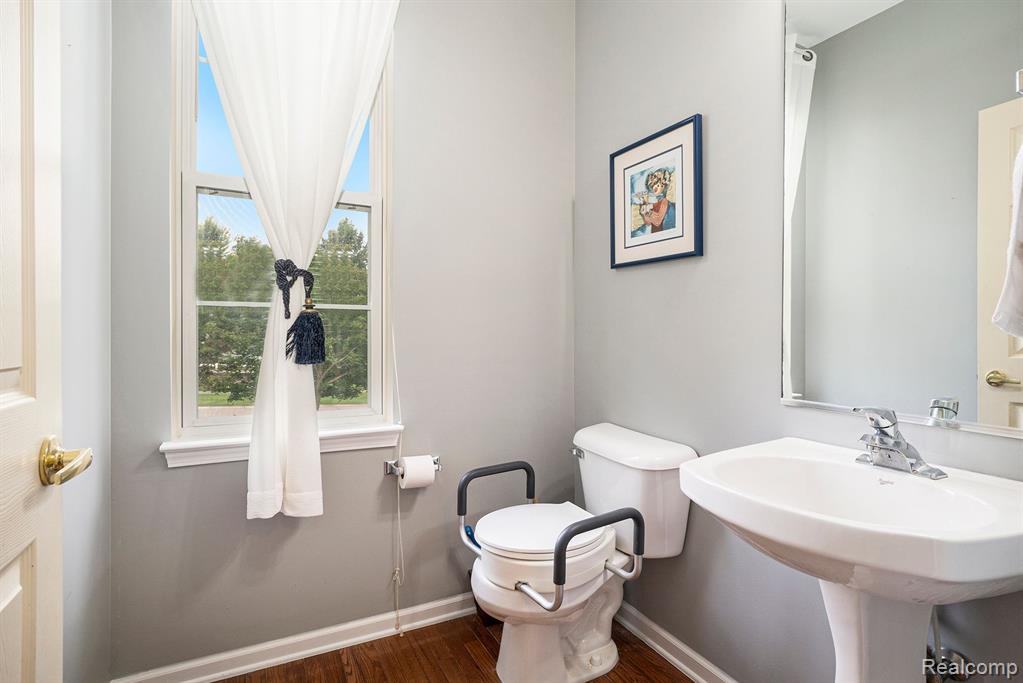 6162 MCCANDLISH Road, Grand Blanc, MI 48439 — Photo 13