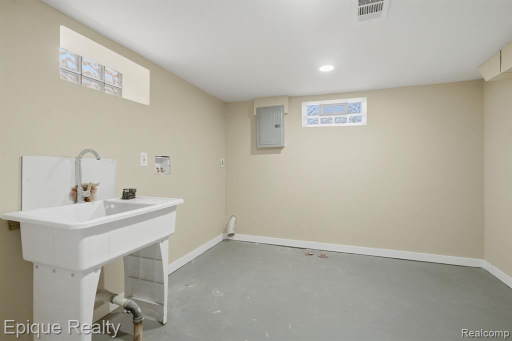 9991 Robson Street, Detroit, MI 48227 — Photo 26