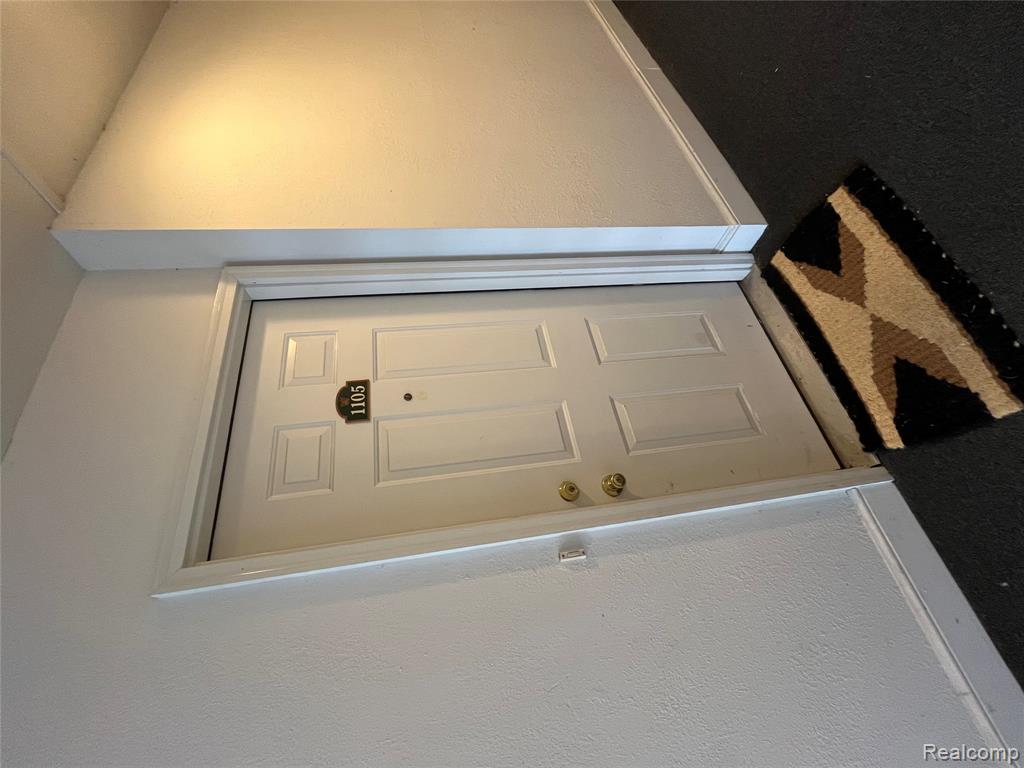 1105 Joyce Lane, Ann Arbor, MI 48103 — Photo 2