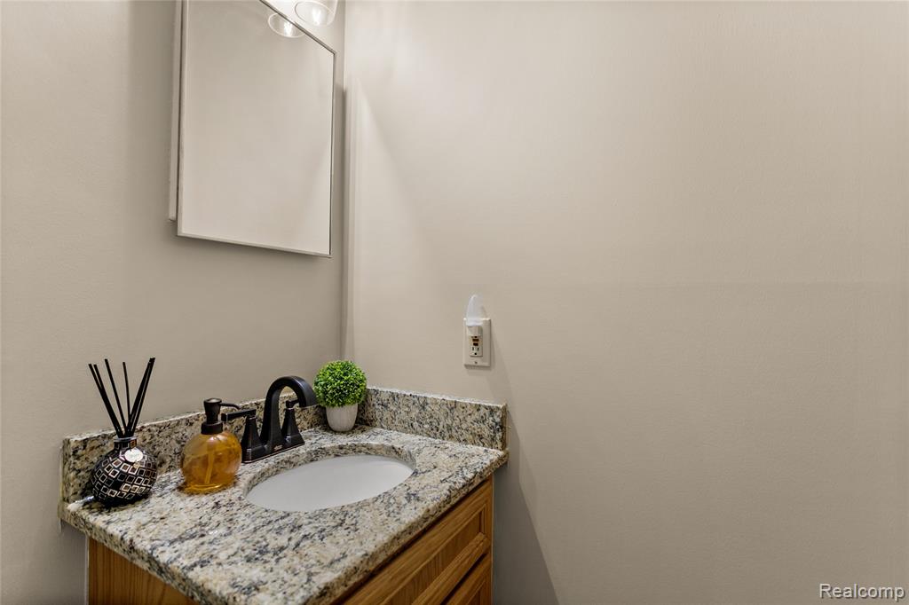 5442 Stanford Court, Warren, MI 48091 — Photo 19
