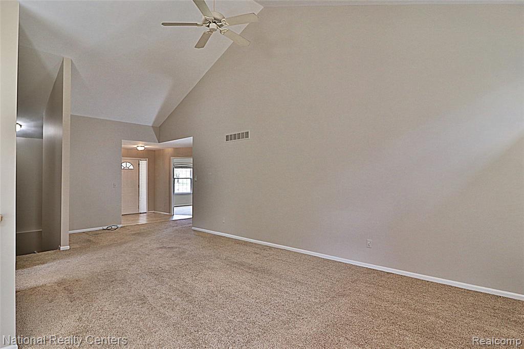 110 Four Seasons Drive, Lake Orion, MI — Photo 9