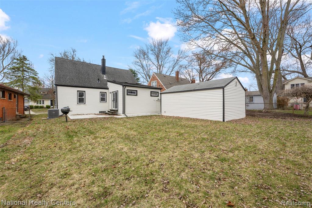 822 Phillips Avenue, Clawson, MI — Photo 36