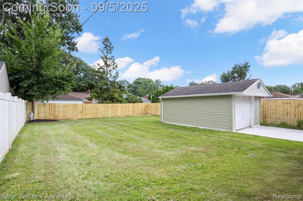 9844 E Clements Circle, Livonia, MI 48150 — Photo 35