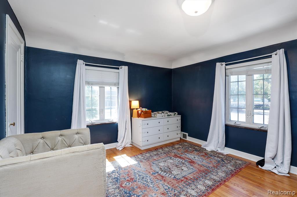 479 CLOVERLY Road, Grosse Pointe Farms, MI 48236 — Photo 20