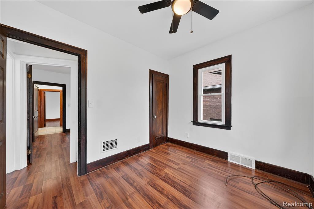 368 Piper Boulevard, Detroit, MI 48215 — Photo 40