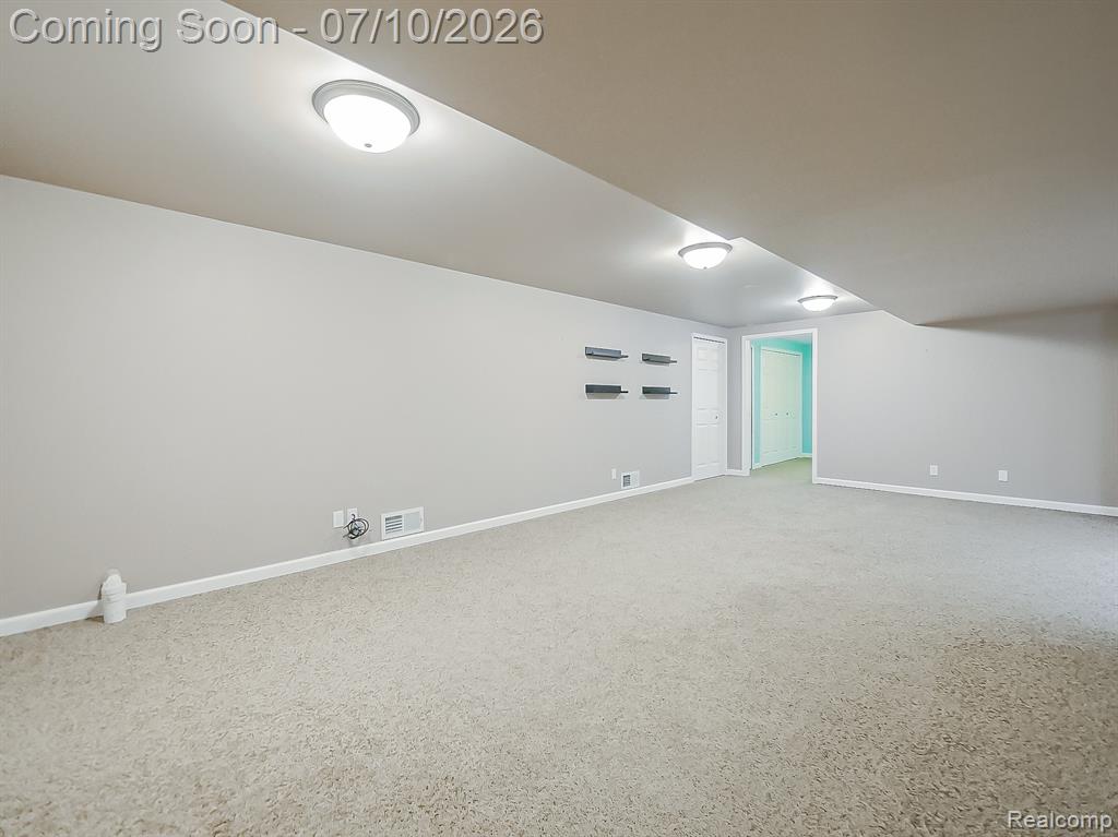 57492 Hawthorn Drive, Washington, MI — Photo 27