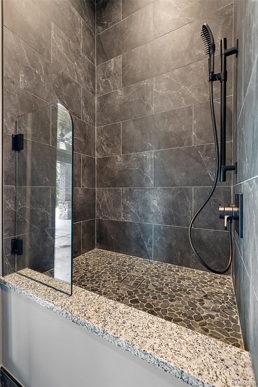 5541 Bordman Road, Dryden, MI 48428 — Photo 9