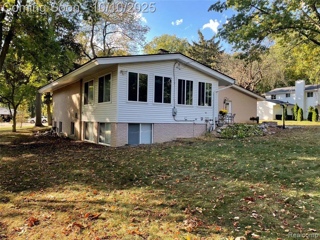 6460 Elmoor Drive, Troy, MI 48098 — Photo 38
