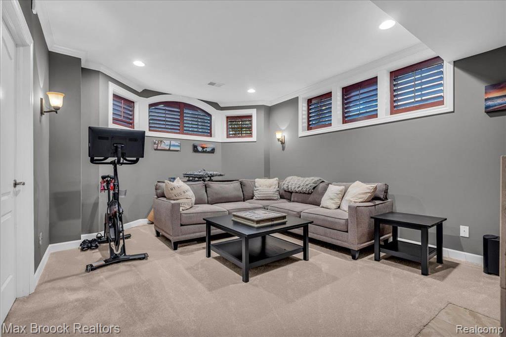 570 TOWNSEND Street, Birmingham, MI 48009 — Photo 27