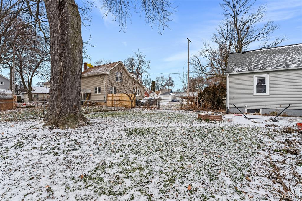 206 E Tuscola Street, Durand, MI 48429 — Photo 35
