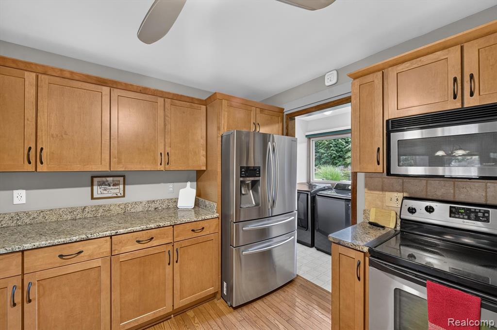 9968 Timothy Lane, South Lyon, MI 48178 — Photo 10