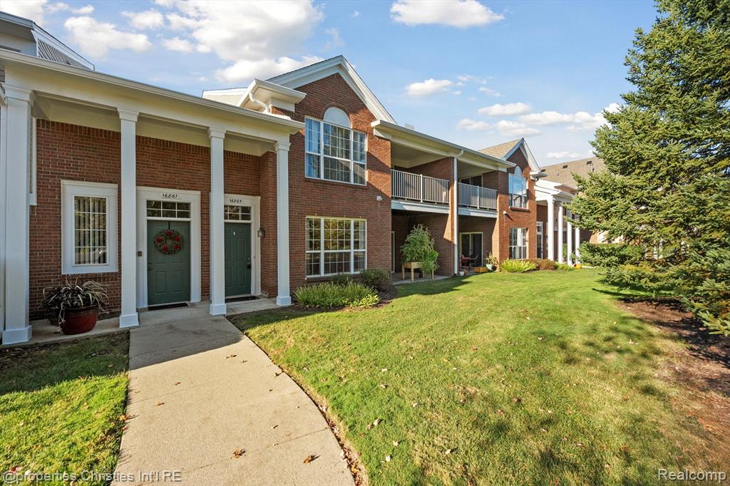 16865 Carriage Way, Northville, MI 48168 — Photo 3