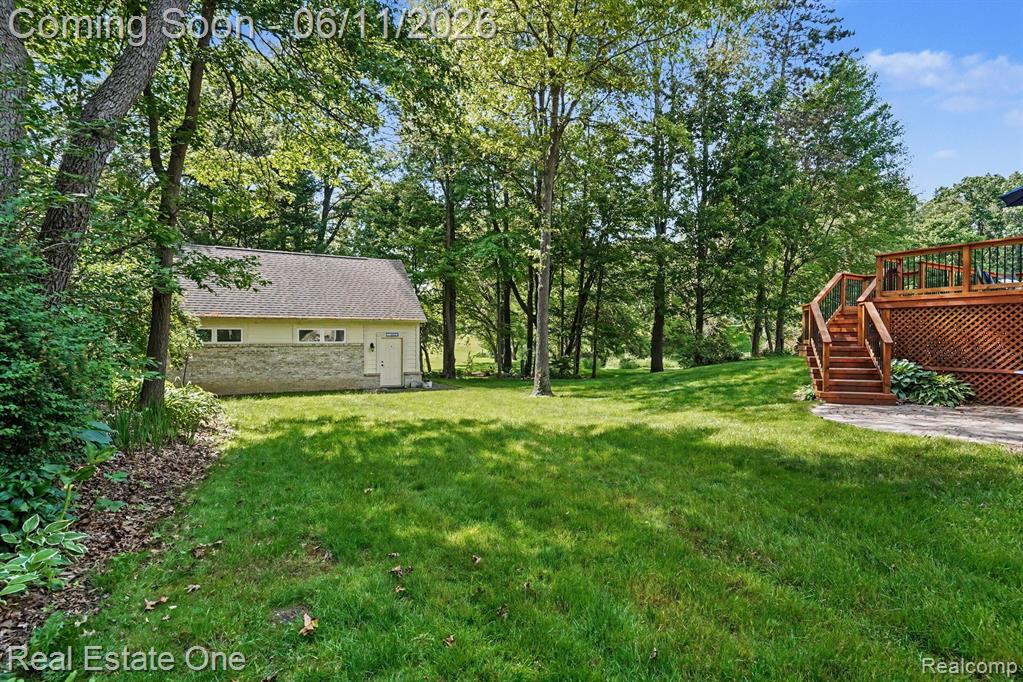 2958 Pine Needle Drive, White Lake, MI 48383 — Photo 41