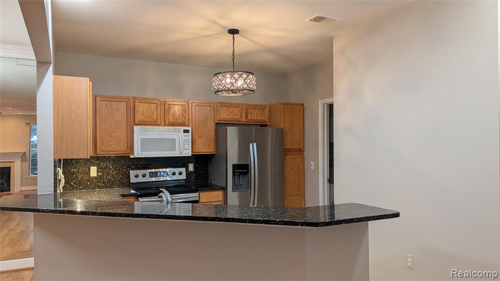 15286 CORNELL Drive, Clinton Twp, MI 48038 — Photo 19