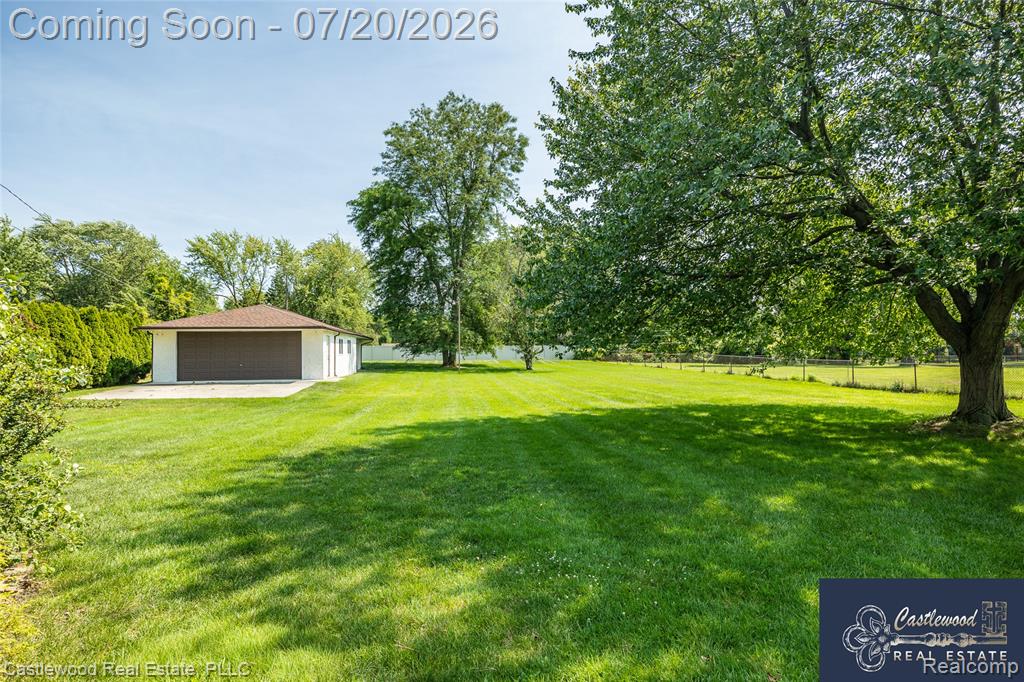 17150 S Nunneley Road, Clinton Twp, MI 48035 — Photo 5