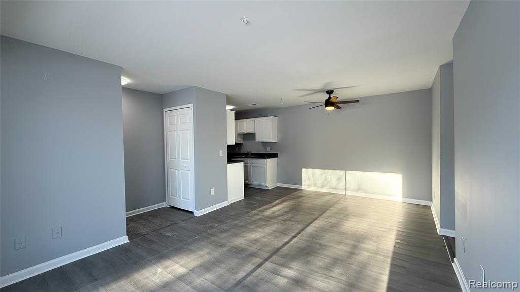 7044 Foxthorn Drive, Canton, MI 48187 — Photo 2