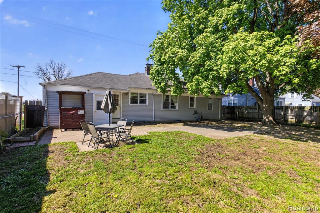 1137 E Main Street, Flushing, MI 48433 — Photo 33