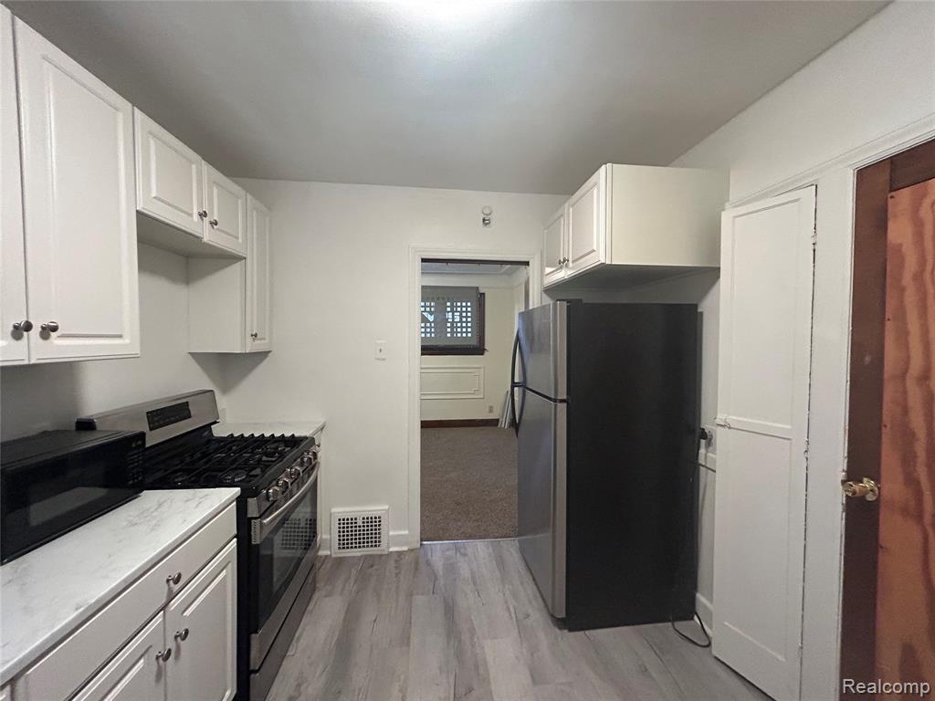 4401 Buckingham Avenue, Detroit, MI 48224 — Photo 24