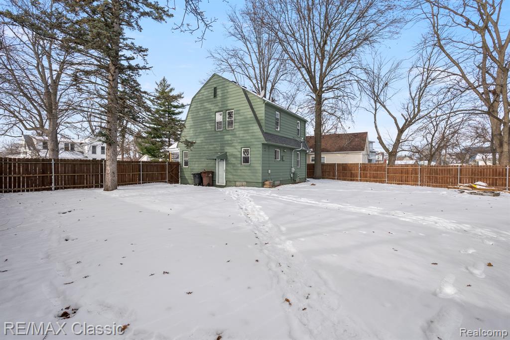 4433 Elizabeth Street, Wayne, MI 48184 — Photo 11