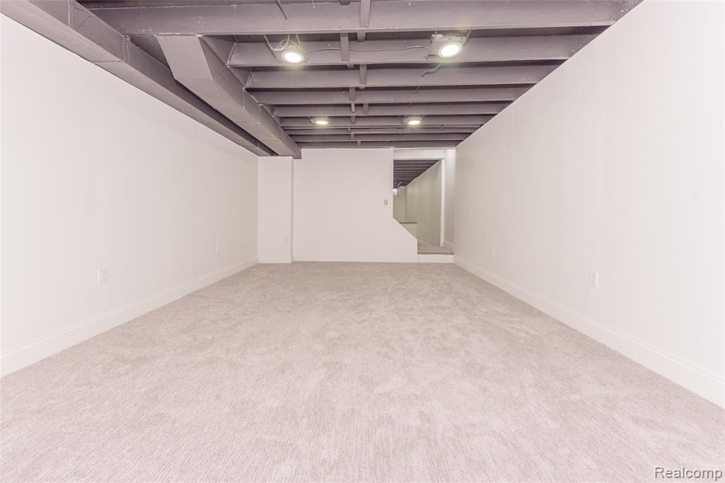 5590 Bayswater Road, West Bloomfield, MI — Photo 42