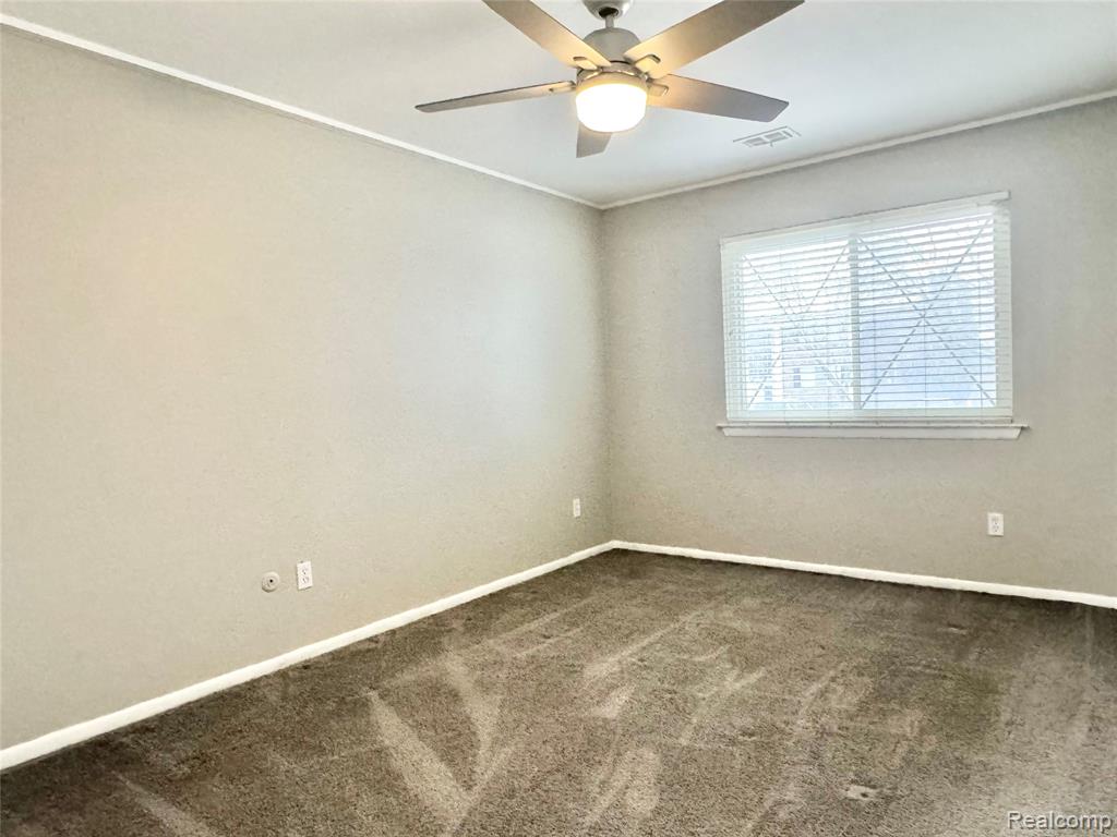 8211 DENWOOD Drive, 6, Sterling Heights, MI 48312 — Photo 3