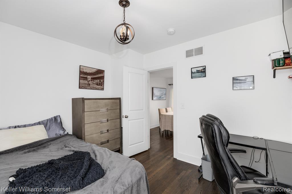 400 CHANNING Street, Ferndale, MI 48220 — Photo 15