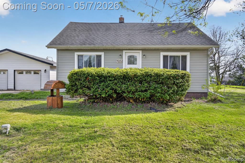 9252 E Brooks Road, Lennon Vlg, MI 48449 — front exterior