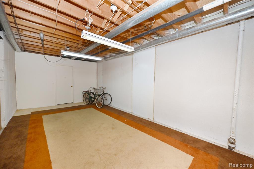 22080 Orchard Way, 37, Beverly Hills, MI 48025 — Photo 36