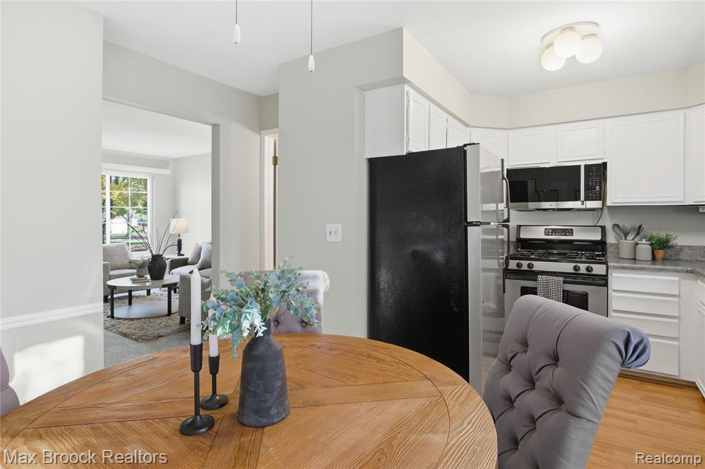 2846 Bombridge Court, Ann Arbor, MI 48104 — Photo 13