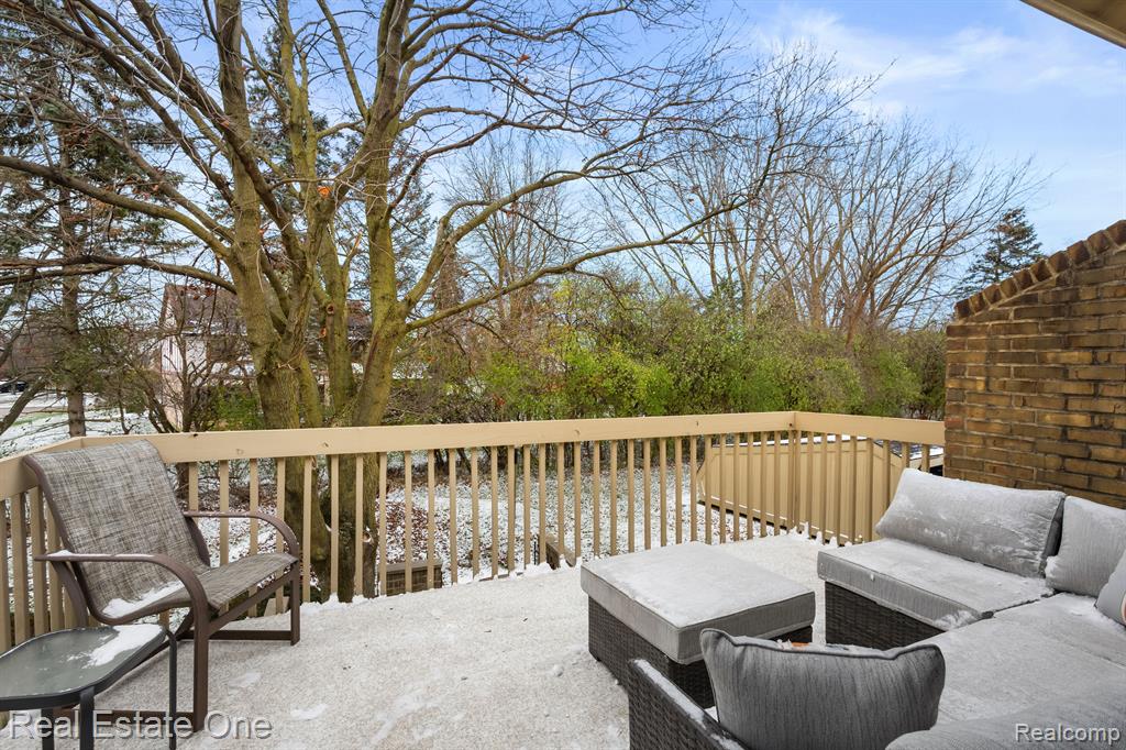 1555 S HILL Boulevard, Bloomfield Hills, MI 48304 — Photo 20