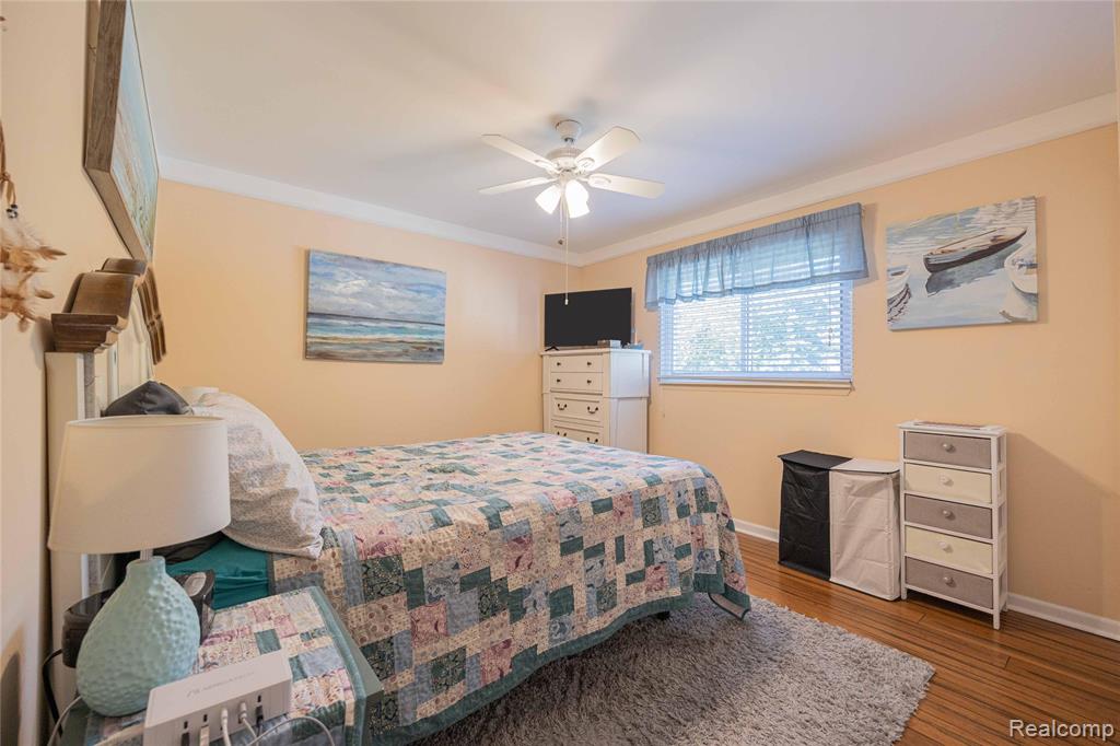 25298 Castlewood Drive, Woodhaven, MI 48183 — Photo 13