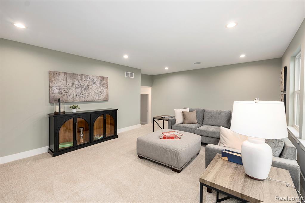 7699 Orchard Lane, Washington, MI 48095 — Photo 36