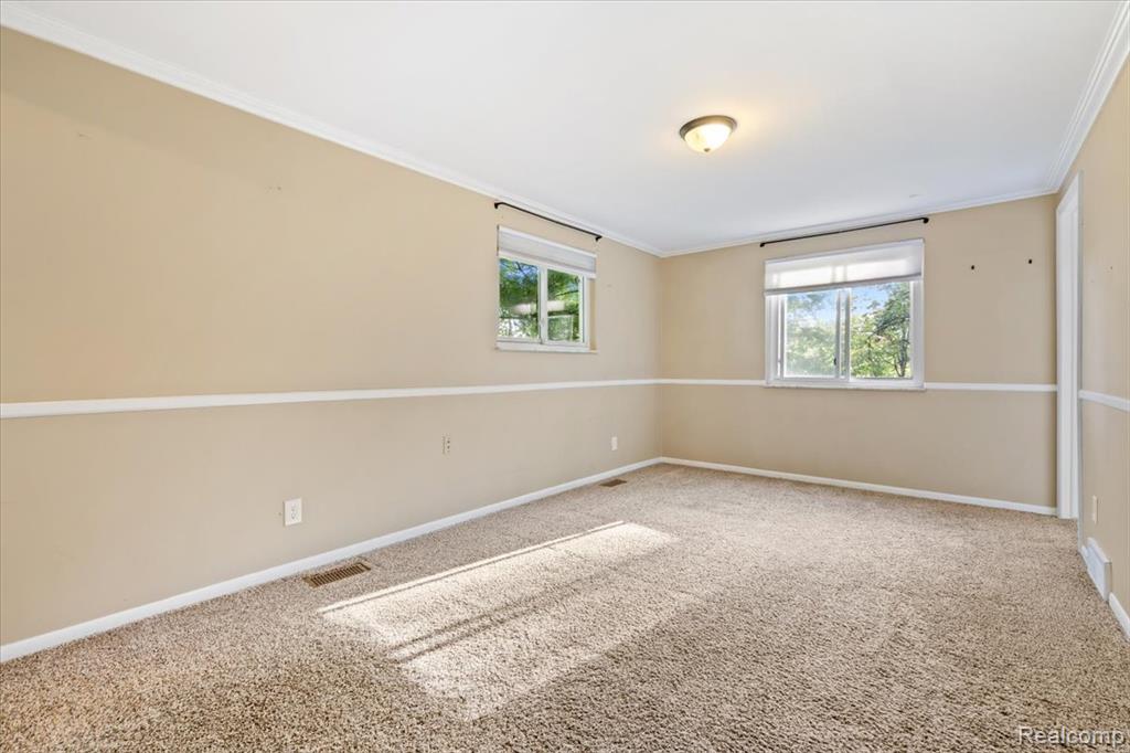 3801 Glen Hills Drive, Hartland, MI 48353 — Photo 15