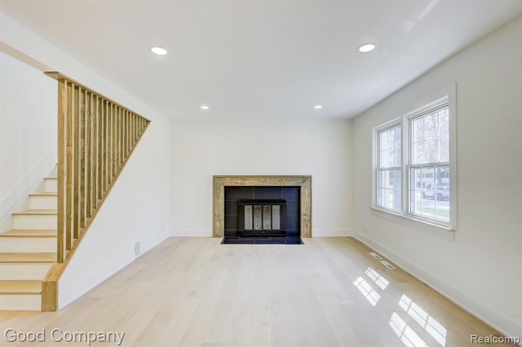 23 Fairwood Boulevard, Pleasant Ridge, MI — Photo 4