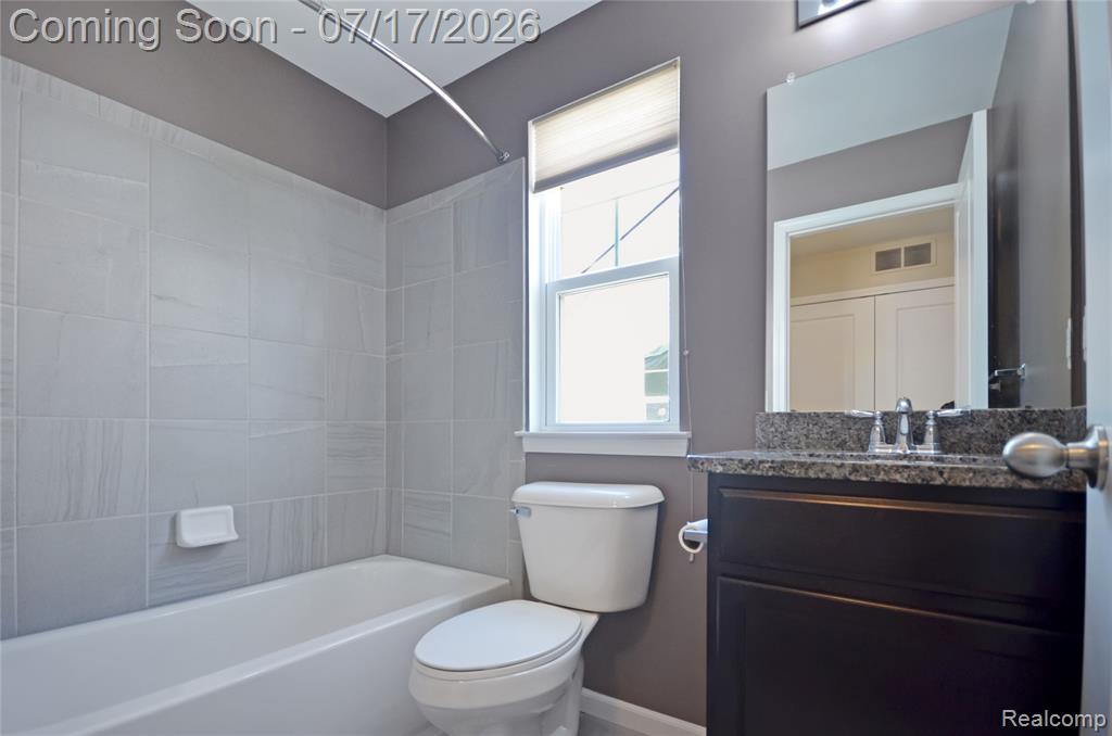 4625 Bradley Circle, Troy, MI 48085 — Photo 23