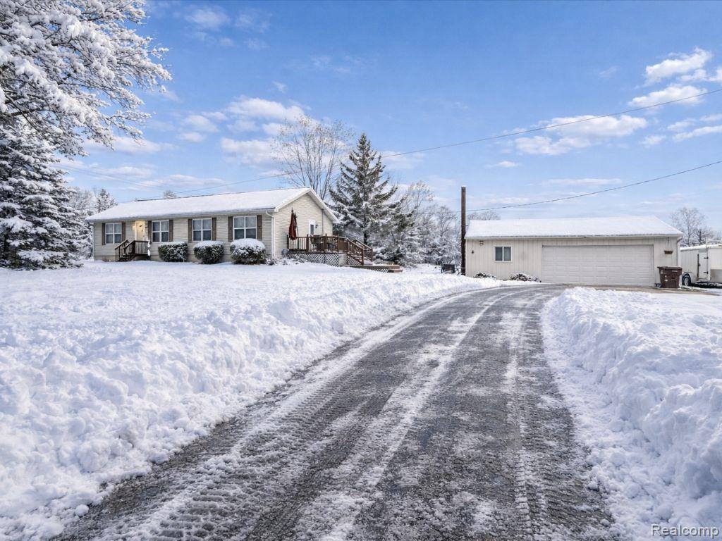 4599 Wheeler Road, Fowlerville, MI 48836 — Photo 2