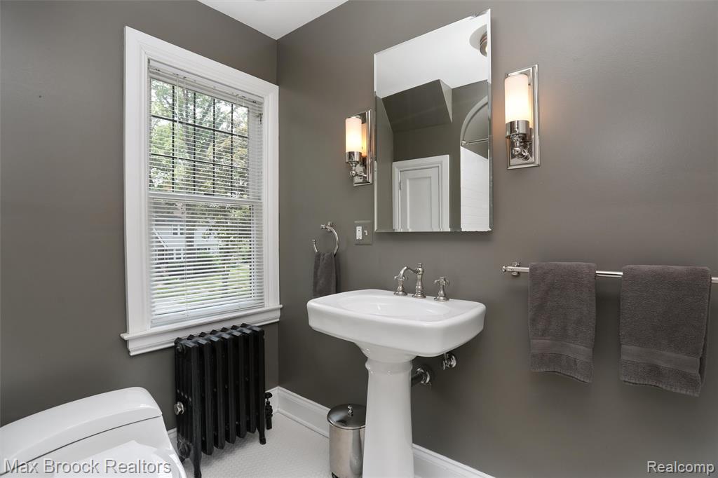 11 Sylvan Avenue, Pleasant Ridge, MI — Photo 28