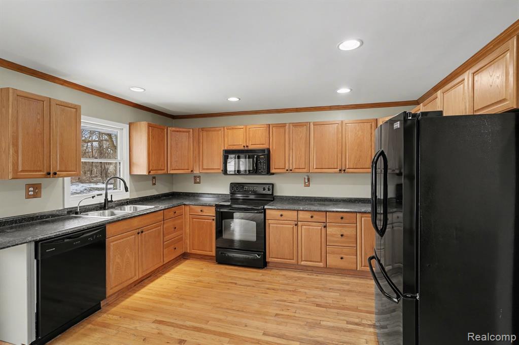 5051 Dutcher Road, Howell, MI 48843 — Photo 6