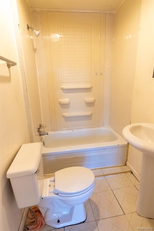 418 W Woodruff Avenue, Hazel Park, MI 48030 — Photo 23