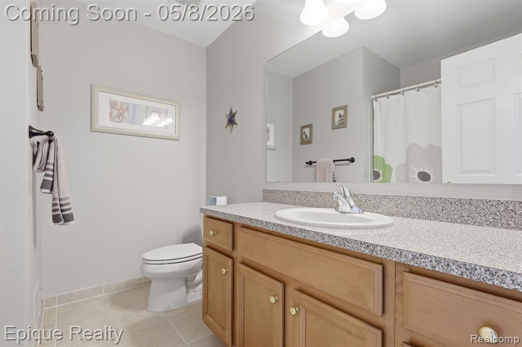 753 Woodhaven Drive, Commerce Twp, MI 48390 — Photo 21