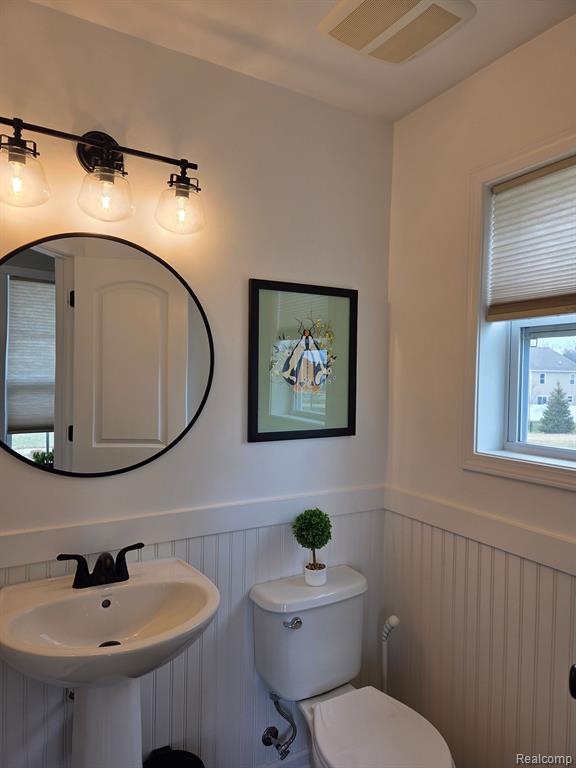 376 VENTURA, Howell, MI 48855 — Photo 6