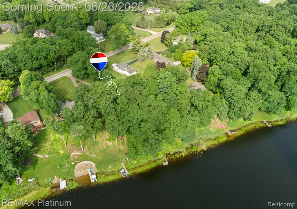 9460 Deer Park Court, Fenton, MI 48430 — Photo 44