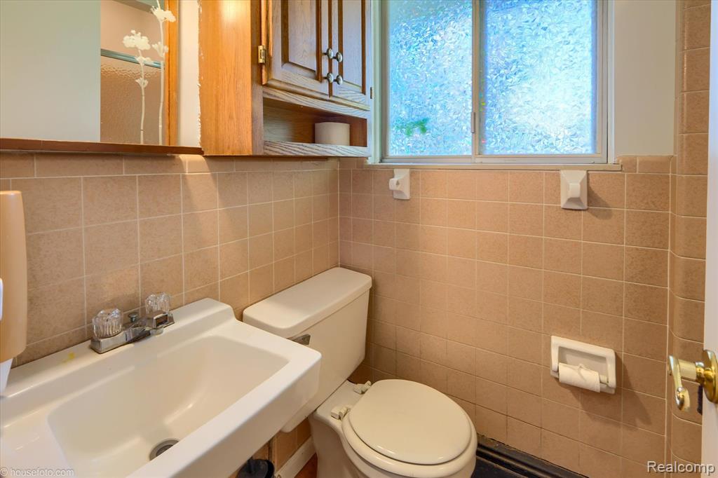 1154 Beth Drive, Lapeer, MI 48446 — Photo 18