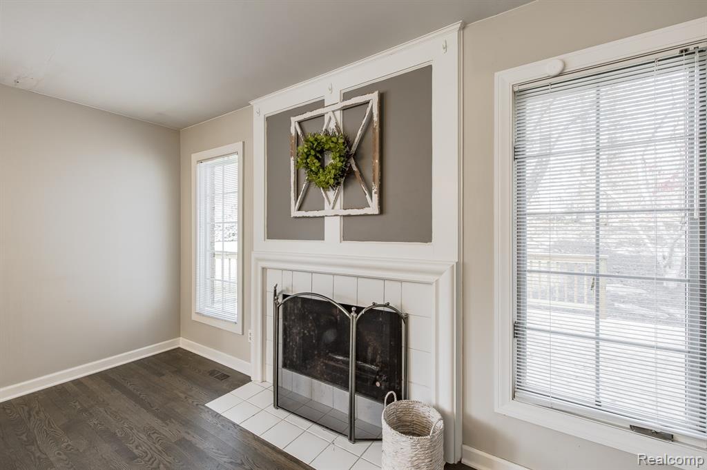 6351 Cherry Tree Court, Rochester Hills, MI 48306 — Photo 17
