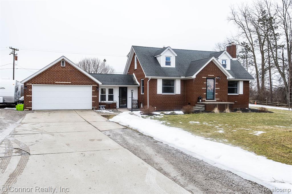 3725 INDIAN Trail, China, MI — Photo 33