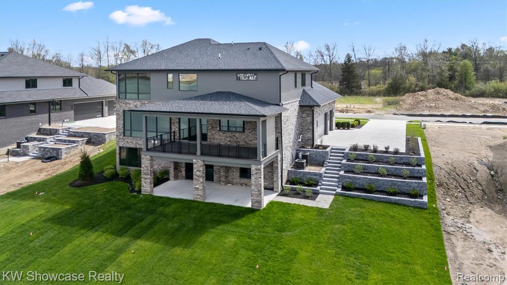 2559 Crystal Lake Drive - Photo 2