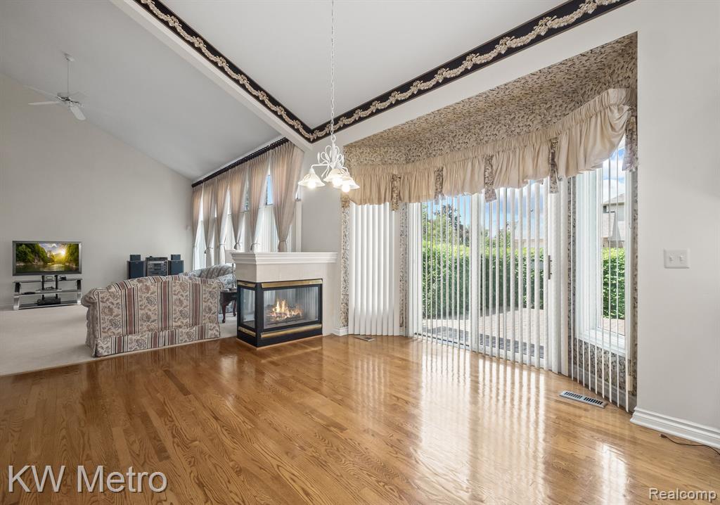 3953 Lake Forest Drive, Sterling Heights, MI 48314 — Photo 8