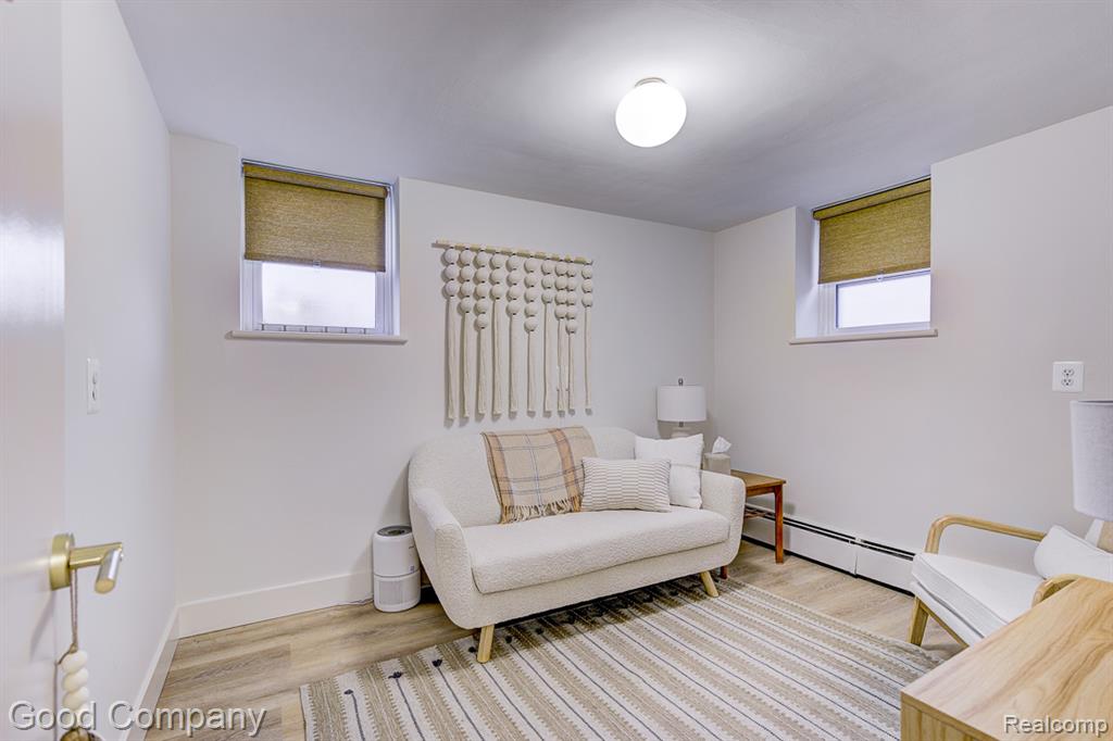 8750 W 9 Mile Road, Oak Park, MI 48237 — Photo 25