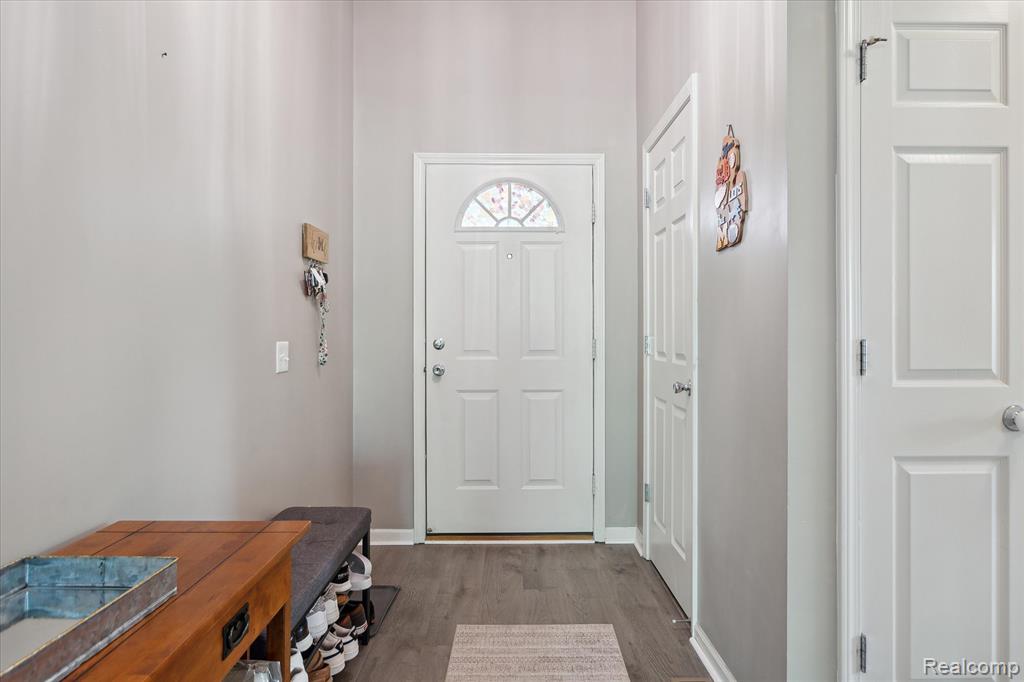 7160 Warwick Drive, Ypsilanti, MI 48197 — Photo 16